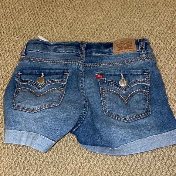 Levi’s Shorty shorts!! Blue Jean short!! - Picture 2 of 2